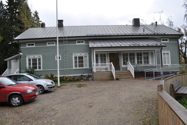 Lapsiperheiden pihaseikkailu Lapsiperheiden pihaseikkailu